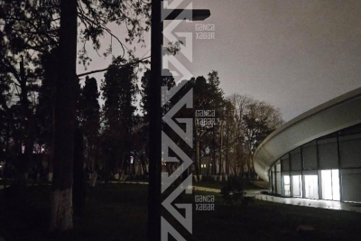 Gəncədə ictimai əhəmiyyətə malik ərazilər zülmətə qərq olub