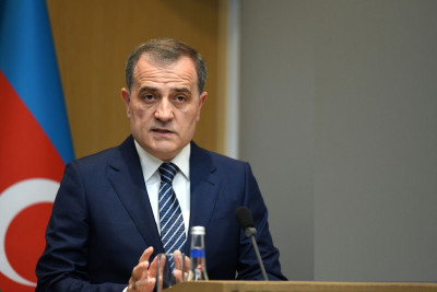 Azərbaycan İrandan bütün diplomatik heyətini çıxarır