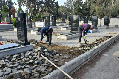 Gəncədə şəhid məzarları təmir edilir