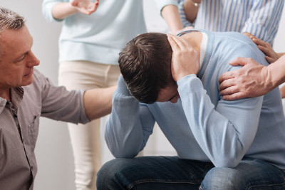 "Pulumu verib, çörəyimi yeyirəm" sözünə görə həmkəndlisini qətlə yetirdi