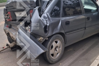 Gəncədə qəza olub, sürücü yaralanıb