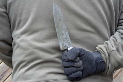 Samux sakini Gəncədə bıçaqlandı