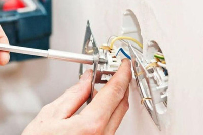 Şəmkirdə kişini cərəyan vurub öldürdü