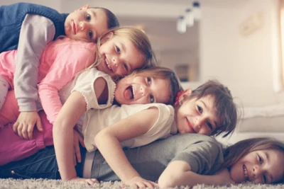 Beşdən çox uşağı olan 3 minə yaxın qadın var