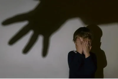 Ailəsi tərəfindən atılmış üç azyaşlı uşaq evinə yerləşdirildi