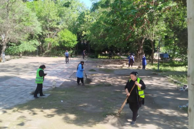 Gəncənin Dəmiryolçular parkı təmizlənib