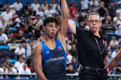 Gəncəli güləşçi dünya çempionatında yarımfinala vəsiqə qazanıb