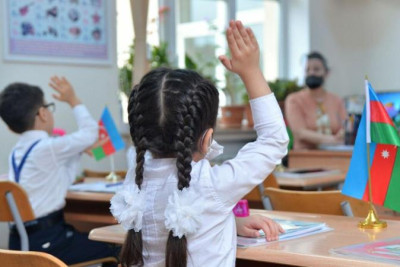 3 məktəb bağlandı: Şagird və müəllimlərin aqibəti necə olacaq?