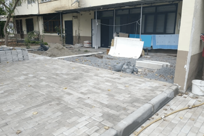 Mahrasa bağında abadlıq işləri bəzi sakinlər üçün problem yaradıb