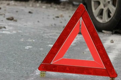 "Opel"lə "KİA" toqquşub, xəsarət alanlar var