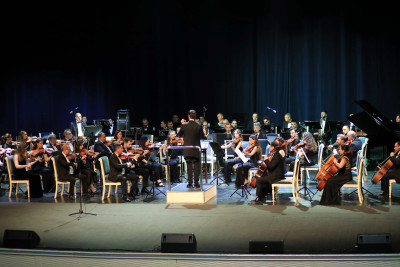 Gəncədə Üzeyir Hacıbəyliyə həsr olunmuş konsert keçirilib