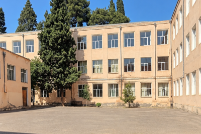 Gəncədə 5 şagird zəhərləndi, xəstəxanaya çatdırılıblar