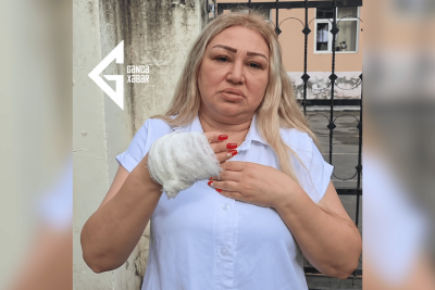 Döyülən müəllimə: "Telefonumu başımda qırdı"