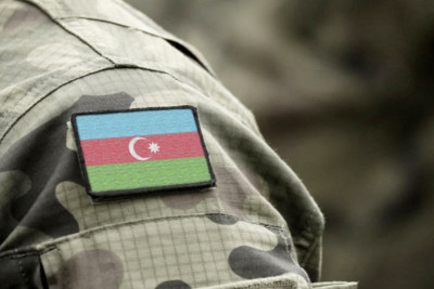Hərbçilərin əməkhaqları artırılır